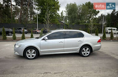 Лифтбек Skoda Superb 2008 в 