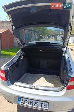 Ліфтбек Skoda Superb 2011 в 