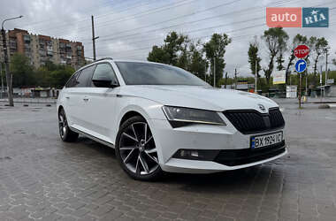Універсал Skoda Superb 2017 в Хмельницькому