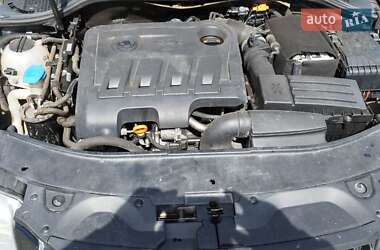 Універсал Skoda Superb 2011 в 