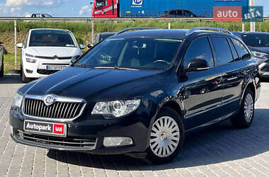 Універсал Skoda Superb 2011 в Львові