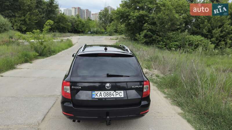 Универсал Skoda Superb 2013 в Киеве