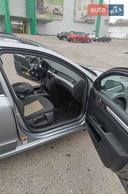 Универсал Skoda Superb 2011 в 