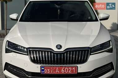 Универсал Skoda Superb 2020 в Тернополе