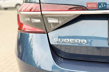 Ліфтбек Skoda Superb 2020 в 