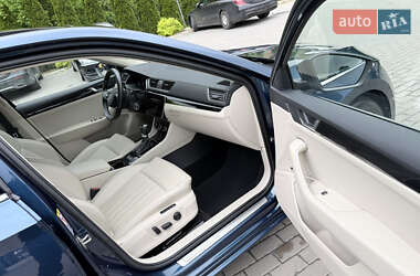 Ліфтбек Skoda Superb 2020 в 