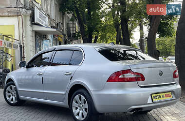 Лифтбек Skoda Superb 2012 в 