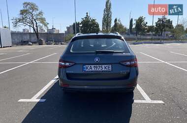 Универсал Skoda Superb 2019 в 