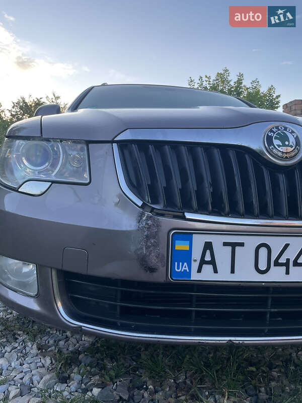 Універсал Skoda Superb 2011 в Коломиї фото 7 Універсал Skoda Superb 2011 в Коломиї