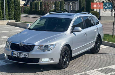 Skoda Superb 2012