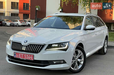 Універсал Skoda Superb 2019 в Тернополі
