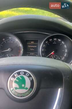 Лифтбек Skoda Superb 2009 в 