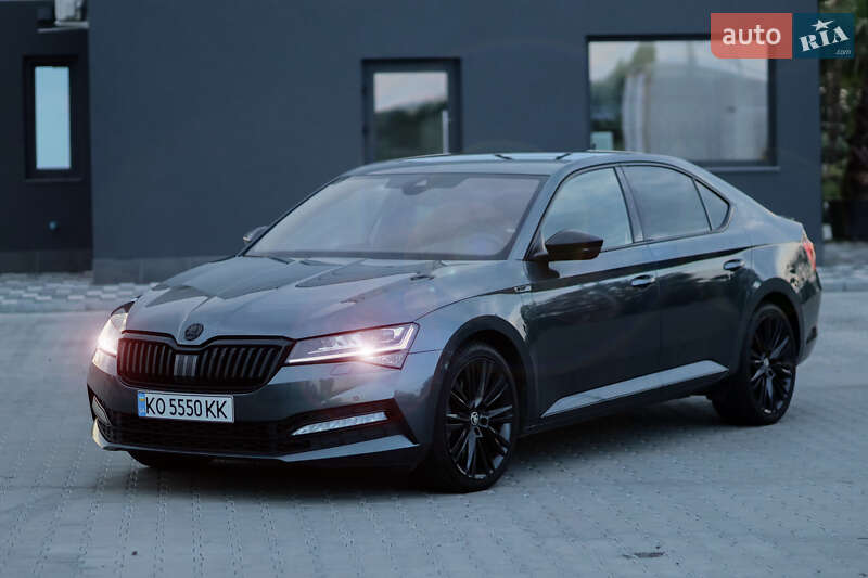 Лифтбек Skoda Superb 2021 в 