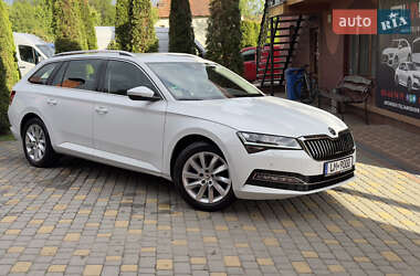 Универсал Skoda Superb 2020 в Сваляве
