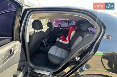 Лифтбек Skoda Superb 2012 в 