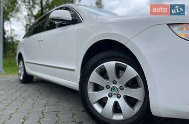 Универсал Skoda Superb 2012 в 