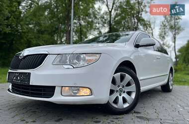 Универсал Skoda Superb 2012 в 
