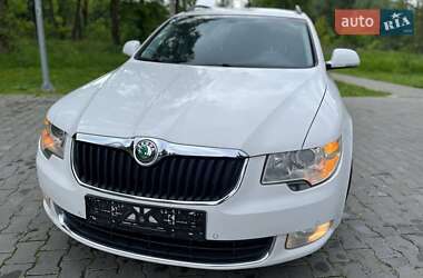 Универсал Skoda Superb 2012 в 