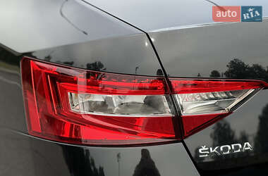 Ліфтбек Skoda Superb 2016 в 