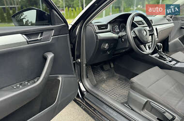 Ліфтбек Skoda Superb 2016 в 