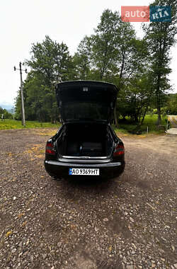 Лифтбек Skoda Superb 2011 в 
