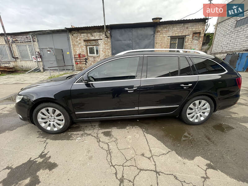 Універсал Skoda Superb 2010 в Києві