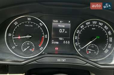 Лифтбек Skoda Superb 2016 в 
