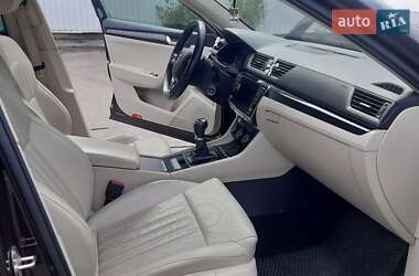 Лифтбек Skoda Superb 2016 в 