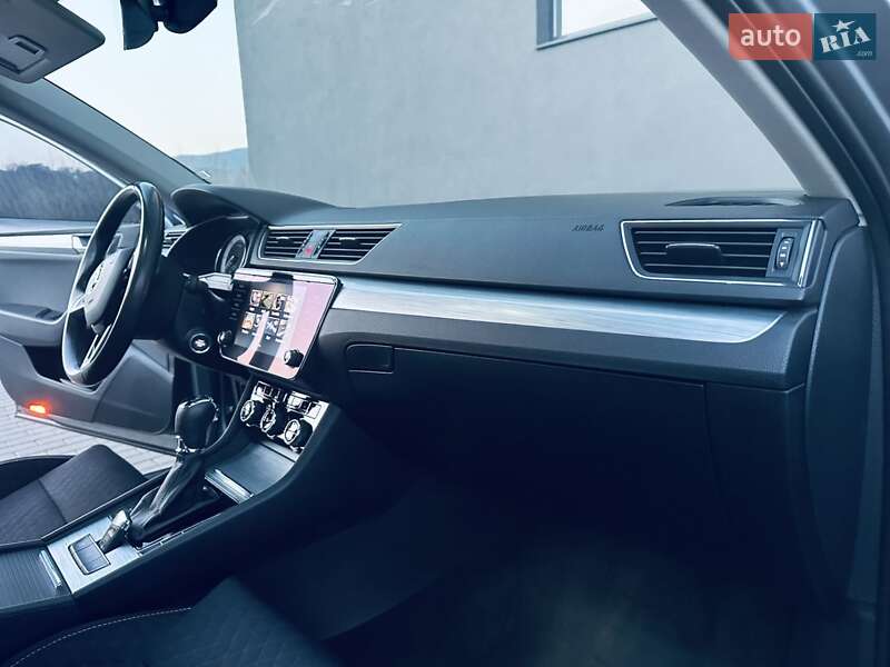 Ліфтбек Skoda Superb 2019 в Мукачевому