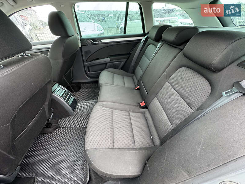 Універсал Skoda Superb 2011 в Києві
