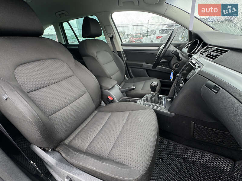 Універсал Skoda Superb 2011 в Києві