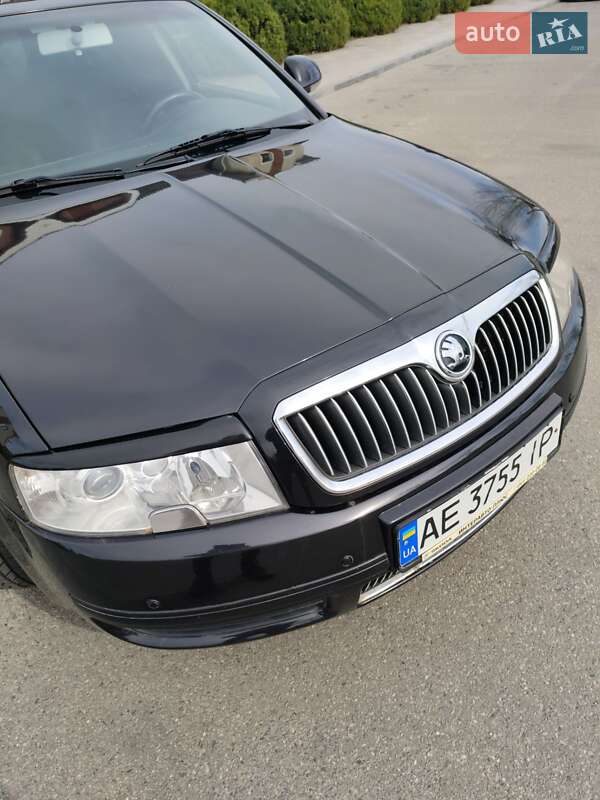 Лифтбек Skoda Superb 2007 в Горишних Плавнях