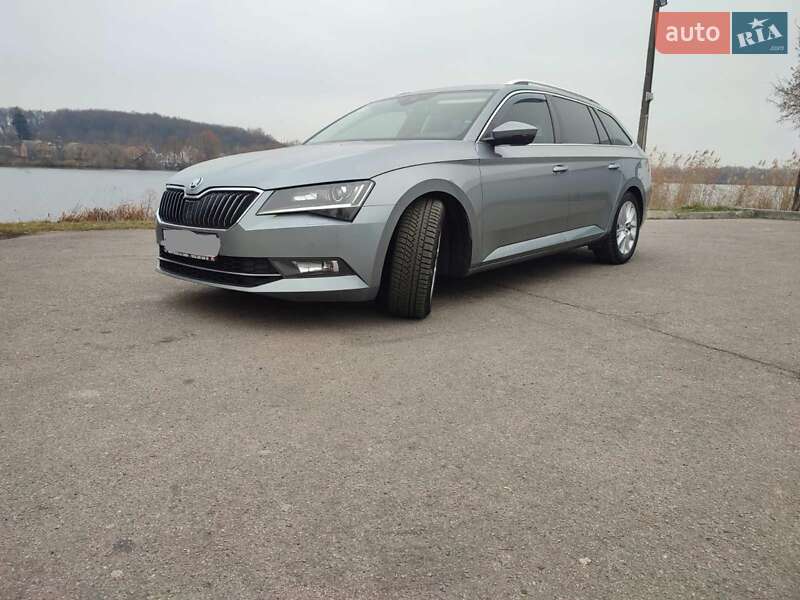 Універсал Skoda Superb 2016 в 