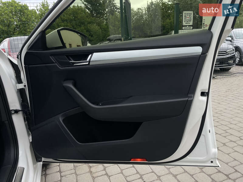 Универсал Skoda Superb 2017 в Бердичеве