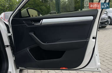Универсал Skoda Superb 2017 в 