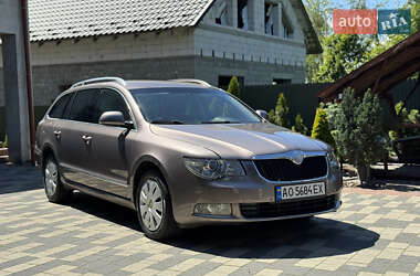 Універсал Skoda Superb 2010 в Мукачевому