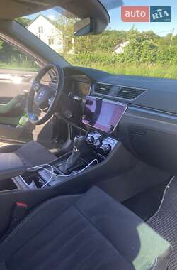 Лифтбек Skoda Superb 2021 в 