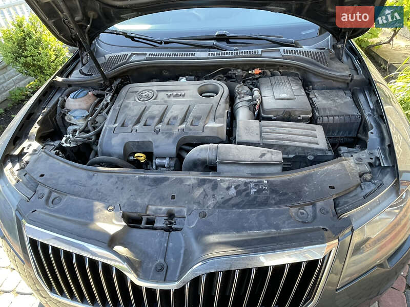 Универсал Skoda Superb 2015 в Ивано-Франковске