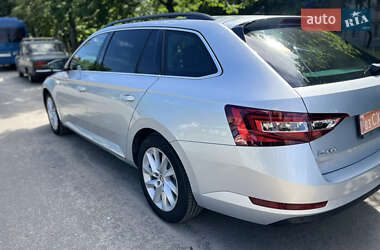 Универсал Skoda Superb 2017 в 