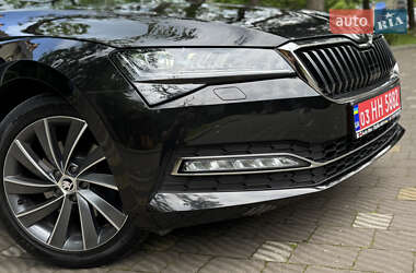 Ліфтбек Skoda Superb 2021 в 