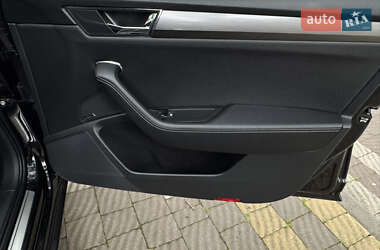 Ліфтбек Skoda Superb 2021 в 