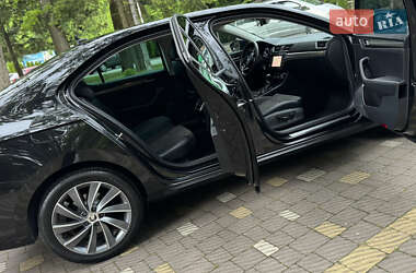 Ліфтбек Skoda Superb 2021 в 