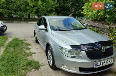 Лифтбек Skoda Superb 2012 в Каневе