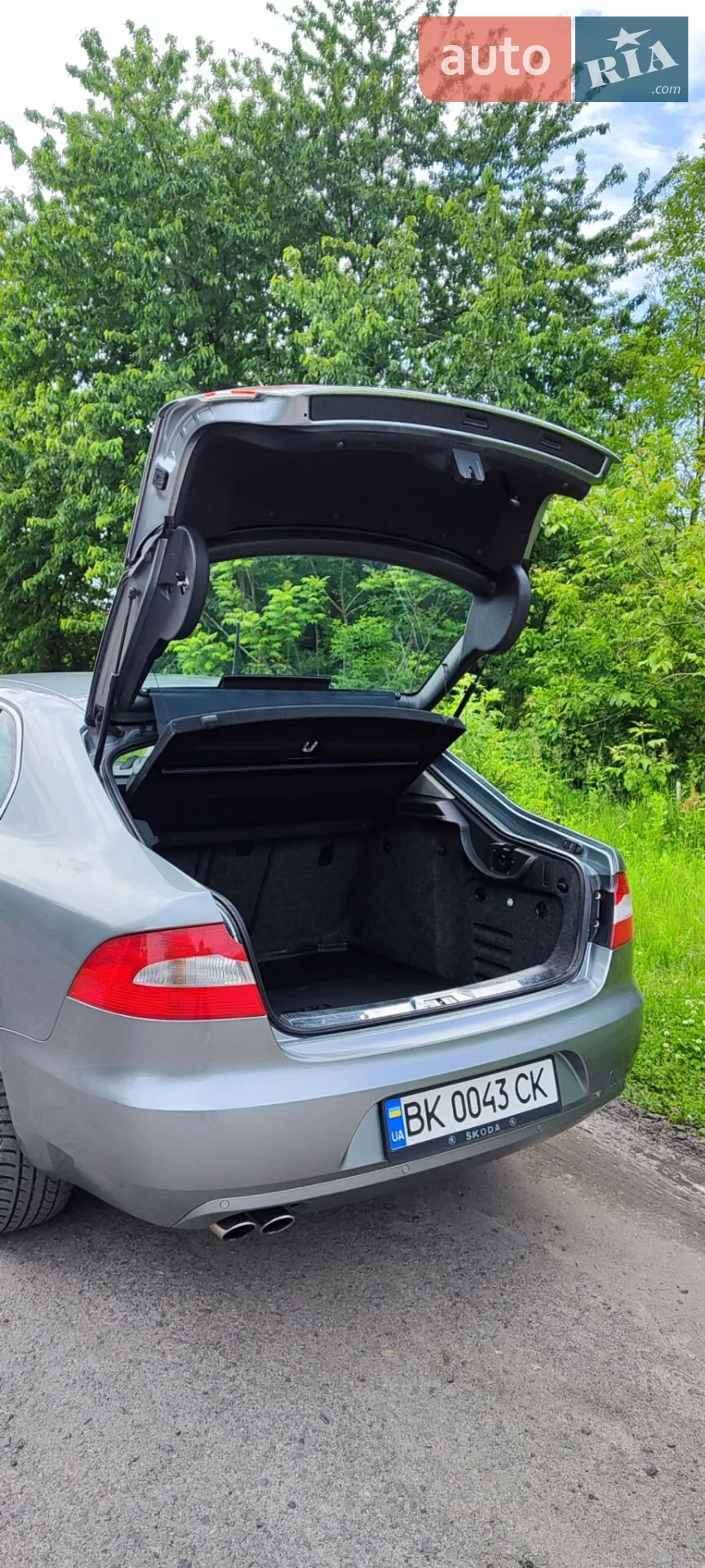 2011 Skoda Superb - мініатюра 4