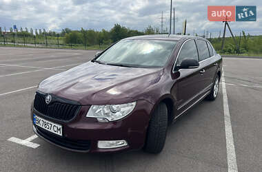 Ліфтбек Skoda Superb 2010 в 