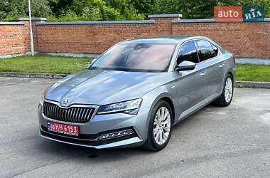 Лифтбек Skoda Superb 2021 в 