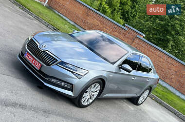 Лифтбек Skoda Superb 2021 в 