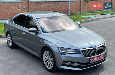Лифтбек Skoda Superb 2021 в 