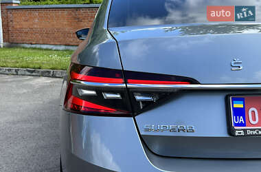 Лифтбек Skoda Superb 2021 в 