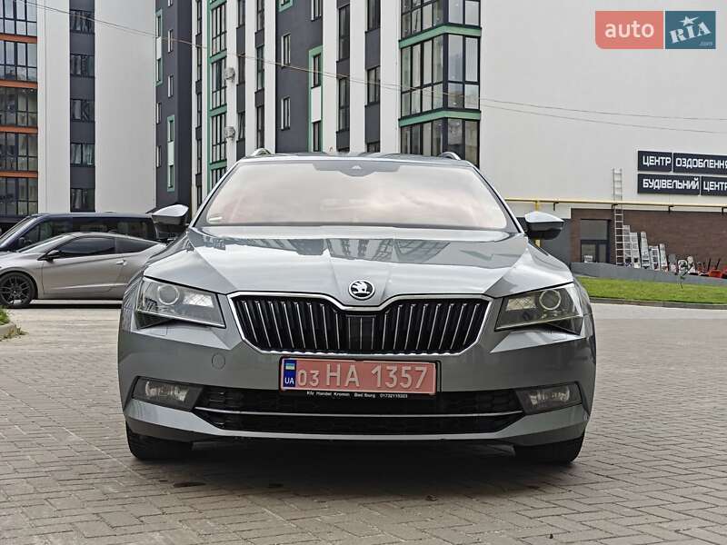 Універсал Skoda Superb 2018 в Луцьку